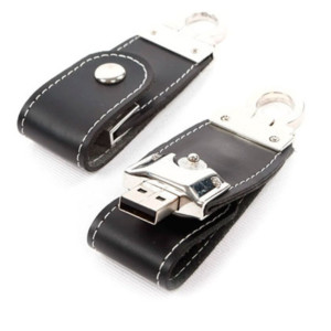 LPR Promocional - Brinde Pen drive em Couro Mod. 1 Personalizado